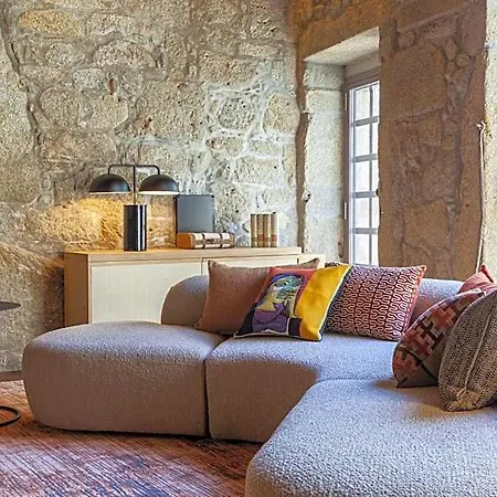 Timbre Virtudes Hotel Oliveira do Douro (Vila Nova de Gaia)
