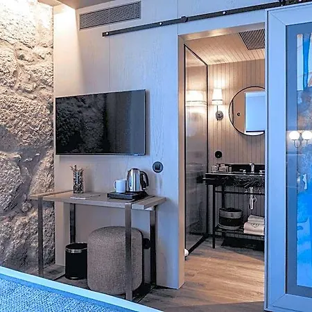 Timbre Virtudes Hotel Oliveira do Douro (Vila Nova de Gaia)